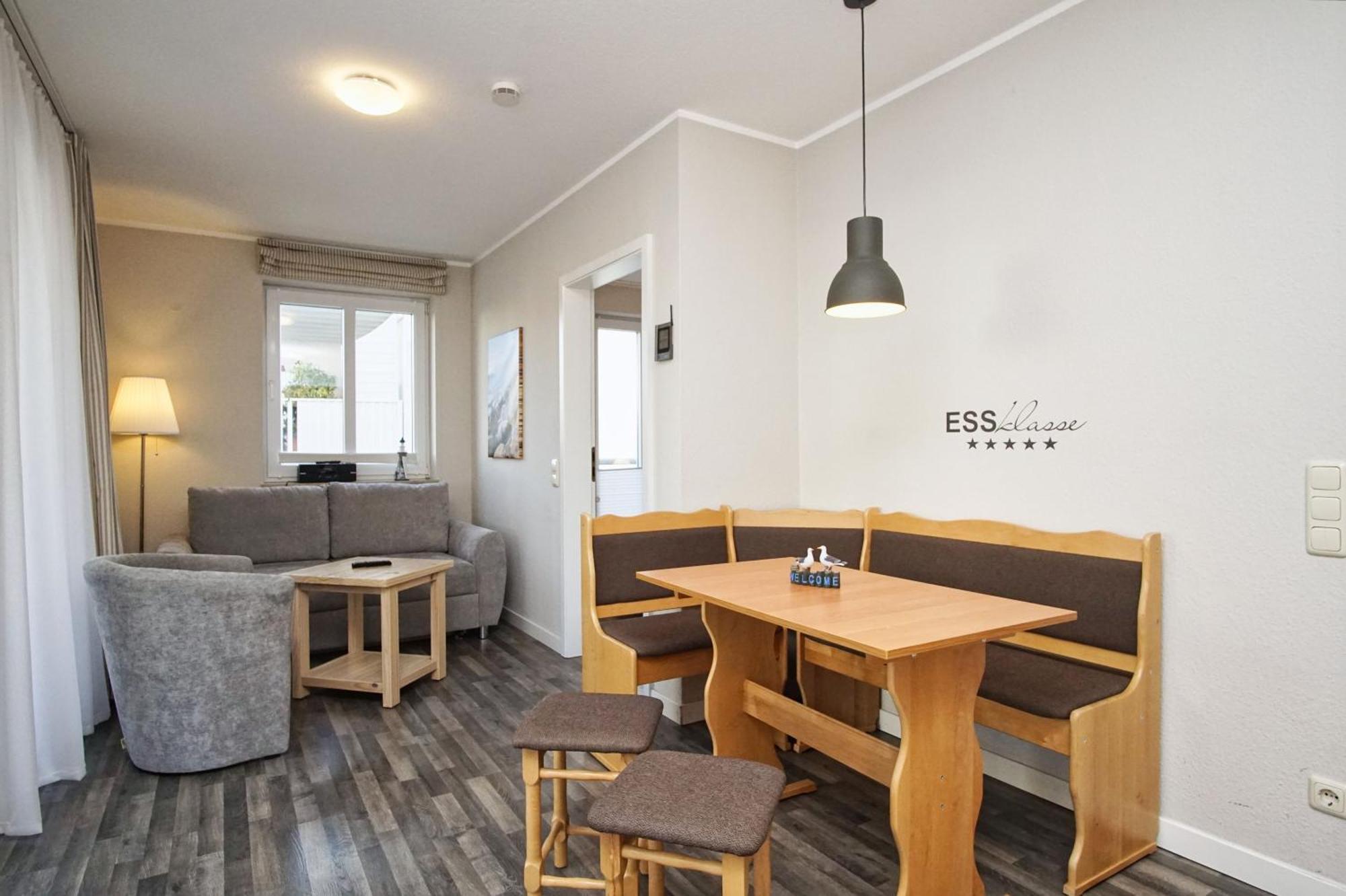 Zentrale Fewo Mit Balkon, Gratis Nutzung Vom Ahoi Erlebnisbad Und Sauna In Sellin - Villa Buskam Fewo 27 Goehren  Exteriér fotografie