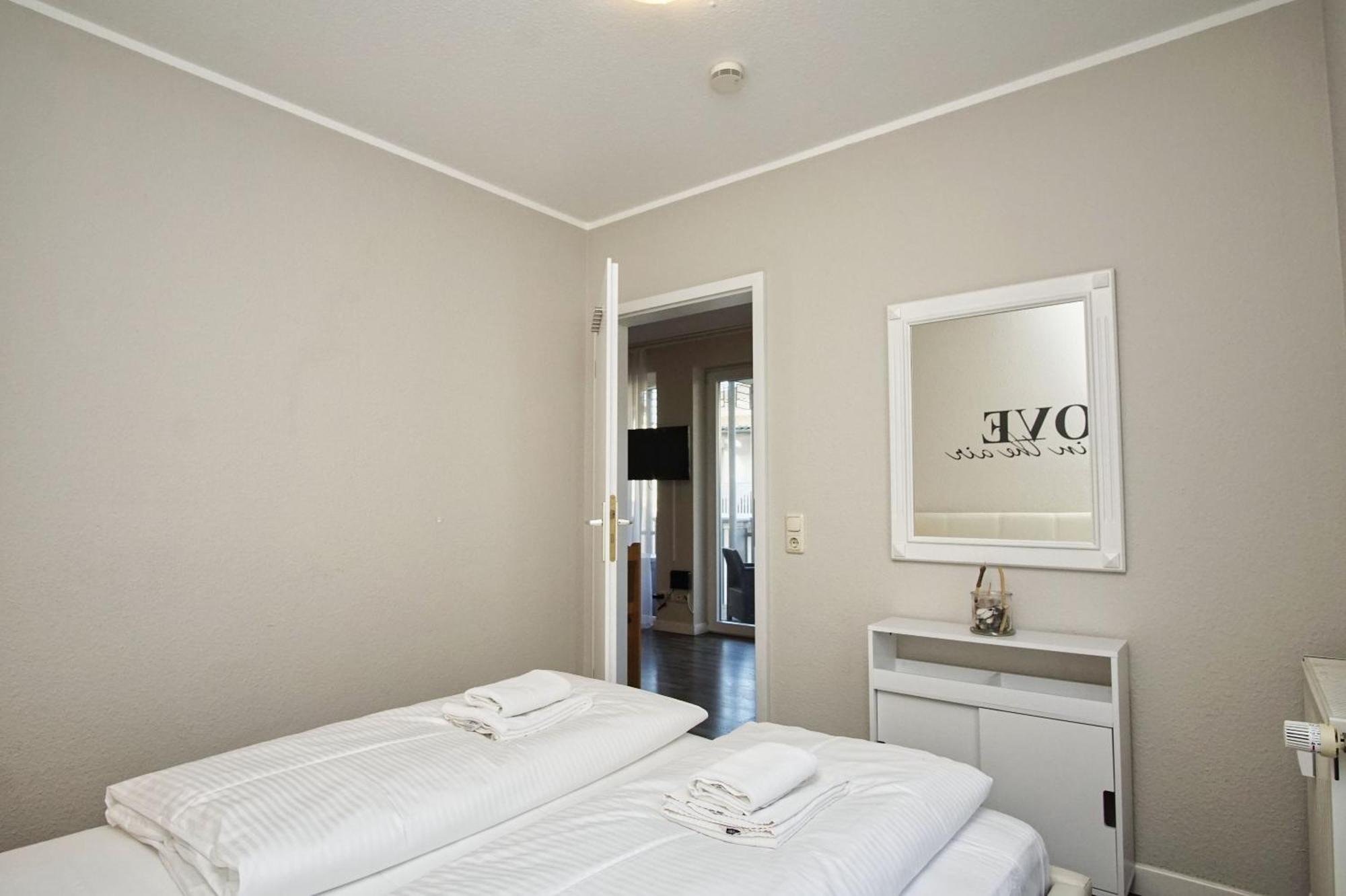 Zentrale Fewo Mit Balkon, Gratis Nutzung Vom Ahoi Erlebnisbad Und Sauna In Sellin - Villa Buskam Fewo 27 Goehren  Exteriér fotografie
