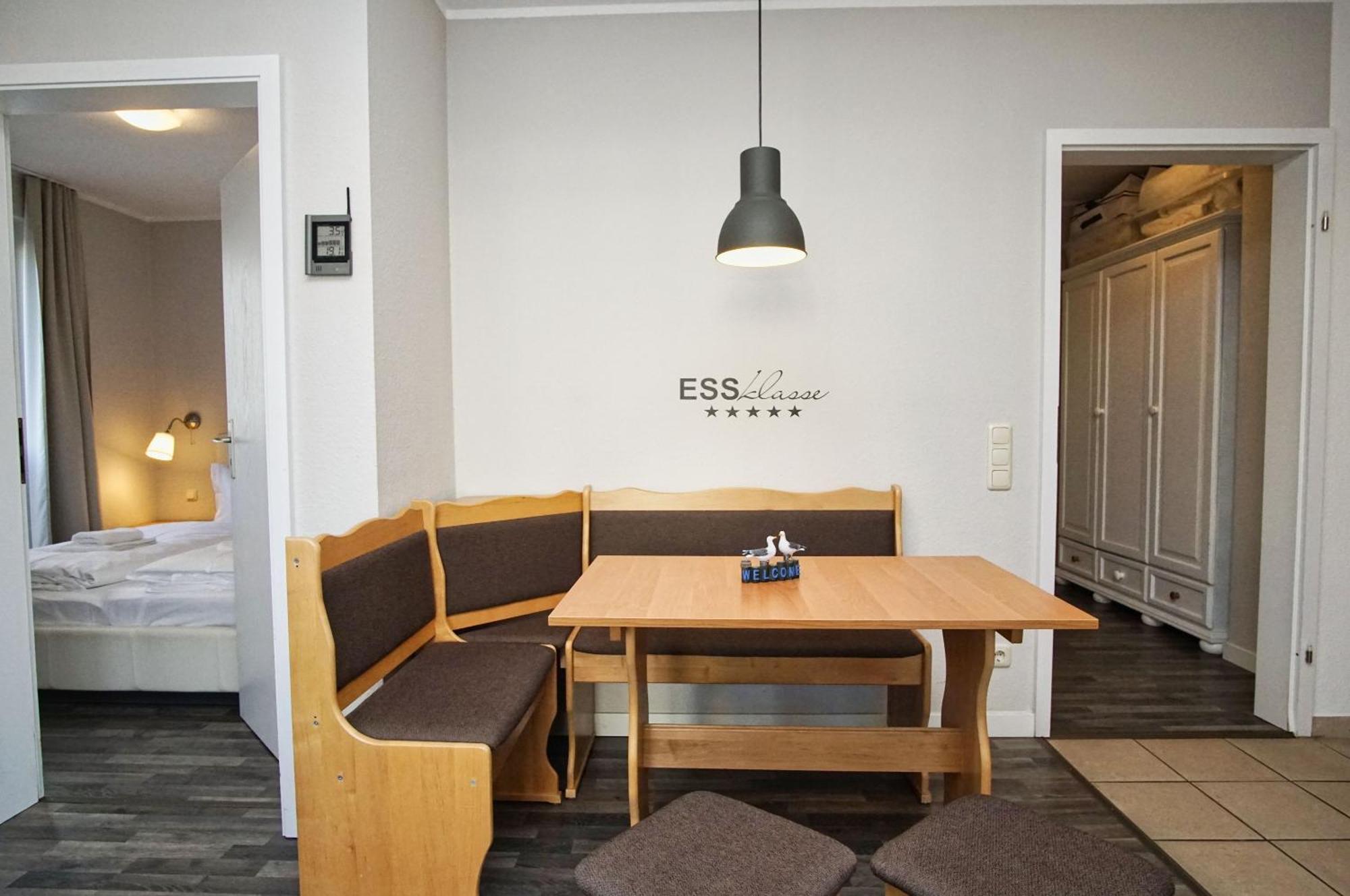 Zentrale Fewo Mit Balkon, Gratis Nutzung Vom Ahoi Erlebnisbad Und Sauna In Sellin - Villa Buskam Fewo 27 Goehren  Exteriér fotografie