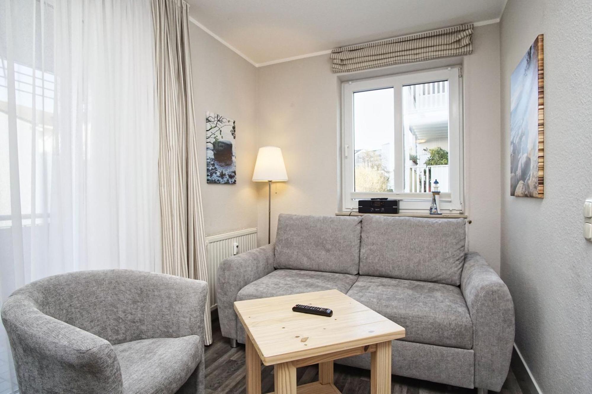 Zentrale Fewo Mit Balkon, Gratis Nutzung Vom Ahoi Erlebnisbad Und Sauna In Sellin - Villa Buskam Fewo 27 Goehren  Exteriér fotografie